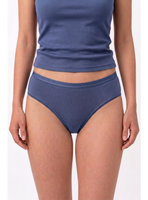 Slip Christine jeans Vorderansicht am Model